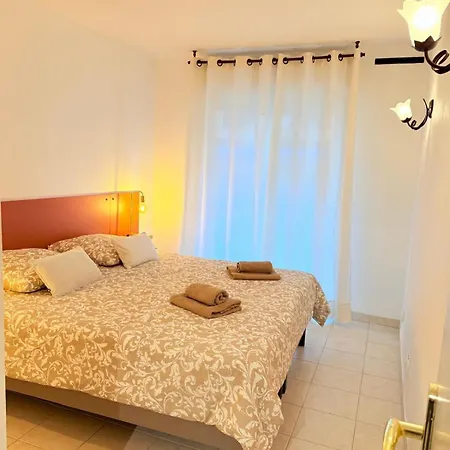 Апартаменты Les 3 Iles 2 Pieces Climatise A 50 M Des Plages