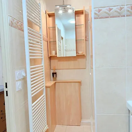 Les 3 Iles 2 Pieces Climatise A 50 M Des Plages Апартаменты